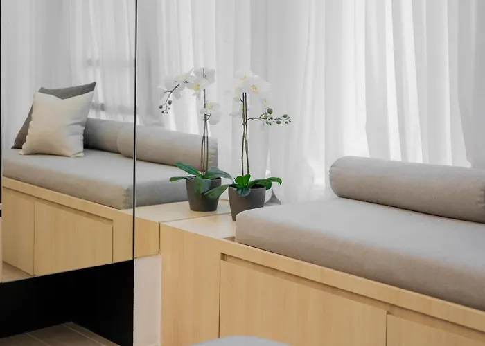 Eastwood Cozy Designer Long Friendly Walk To Mall