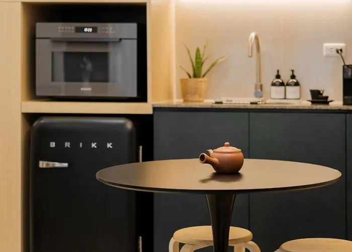 Apartment Eastwood Cozy Designer Long Friendly Walk To Mall *