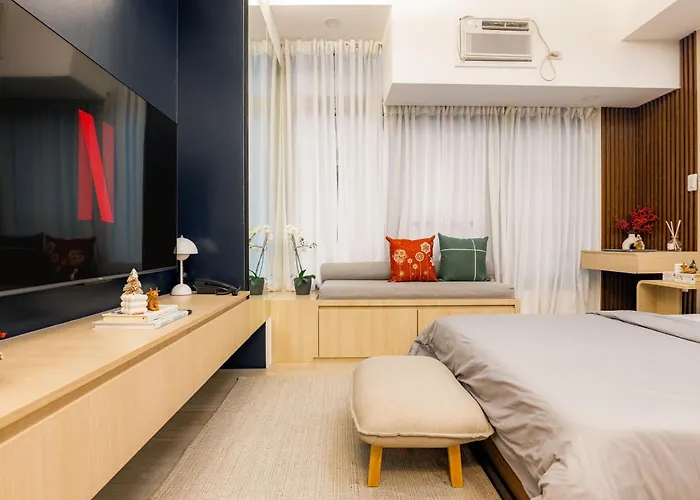 Eastwood Cozy Designer Long Friendly Walk To Mall Apartment *
