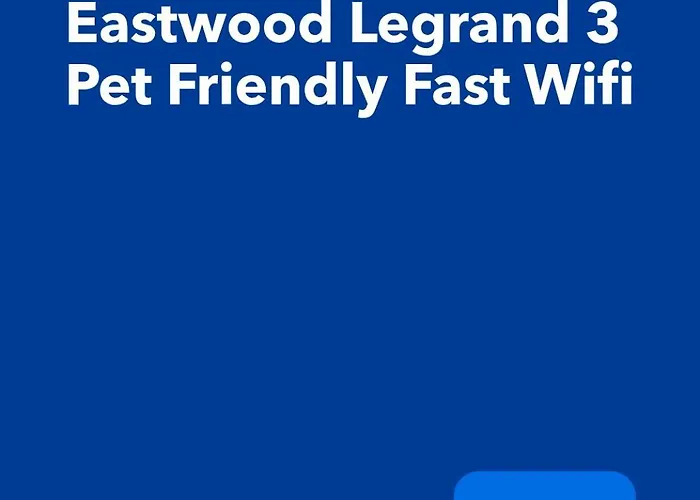 Apartment Eastwood Cozy Designer Long Friendly Walk To Mall Manila